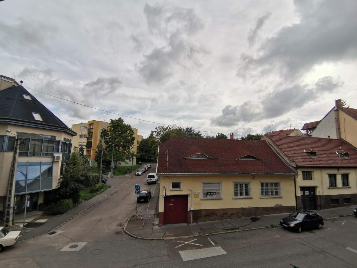Sweet Life Apartman Eger Exterior photo